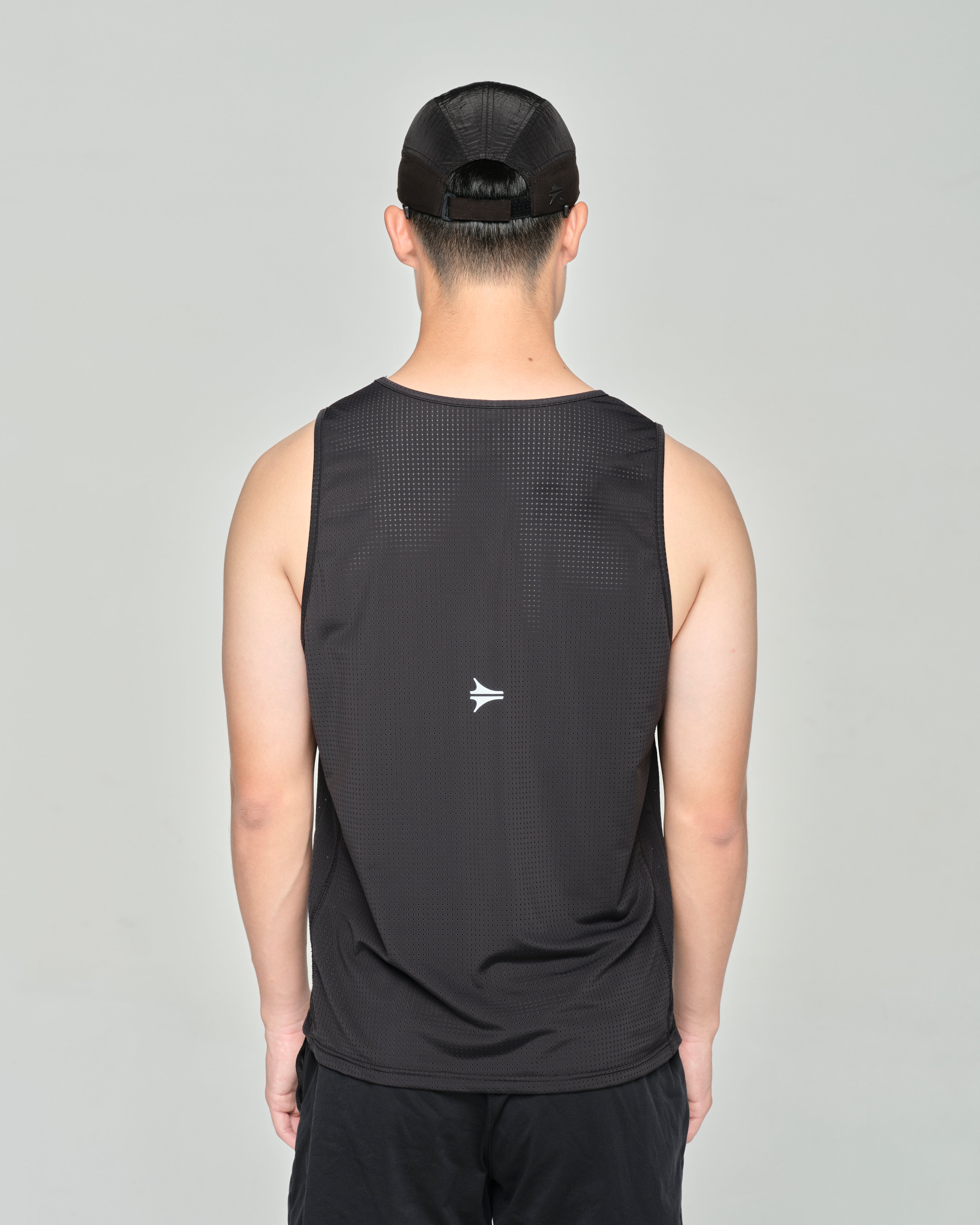 Core training singlet - Black